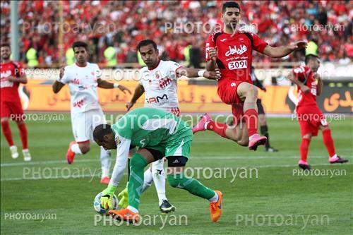 <span style='background: #33747a;box-shadow: 2px 3px 5px black;font-weight: 300;font-size: 10px;border-radius: 2px;margin: 2px;color: #fff;padding: 2px 5px;font - size: 10px;line - height: 22px; '>مجتبی روشنگر</span> <span style='background: #33747a;box-shadow: 2px 3px 5px black;font-weight: 300;font-size: 10px;border-radius: 2px;margin: 2px;color: #fff;padding: 2px 5px;font - size: 10px;line - height: 22px; '>مهدی طارمی</span> 