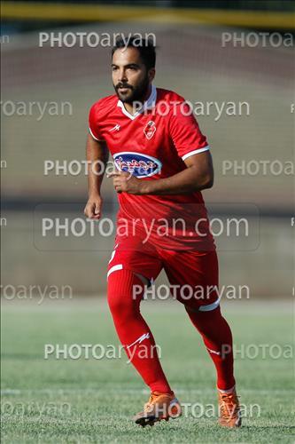 <span style='background: #33747a;font-weight: 300;font-size: 10px;box-shadow: 2px 3px 5px black;border-radius: 2px;margin: 2px;color: #fff;padding: 2px 5px;font - size: 10px;line - height: 22px; '>رامین عباسی</span> 