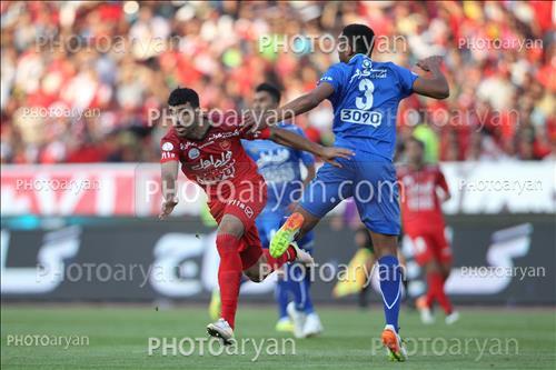 <span style='background: #33747a;box-shadow: 2px 3px 5px black;font-weight: 300;font-size: 10px;border-radius: 2px;margin: 2px;color: #fff;padding: 2px 5px;font - size: 10px;line - height: 22px; '>رابسون جانواریو</span> <span style='background: #33747a;box-shadow: 2px 3px 5px black;font-weight: 300;font-size: 10px;border-radius: 2px;margin: 2px;color: #fff;padding: 2px 5px;font - size: 10px;line - height: 22px; '>مهدی طارمی</span> 