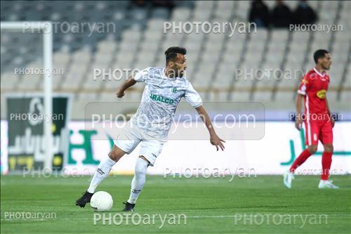 <span style='background: #33747a;box-shadow: 2px 3px 5px black;font-weight: 300;font-size: 10px;border-radius: 2px;margin: 2px;color: #fff;padding: 2px 5px;font - size: 10px;line - height: 22px; '>وحید محمدزاده</span> 