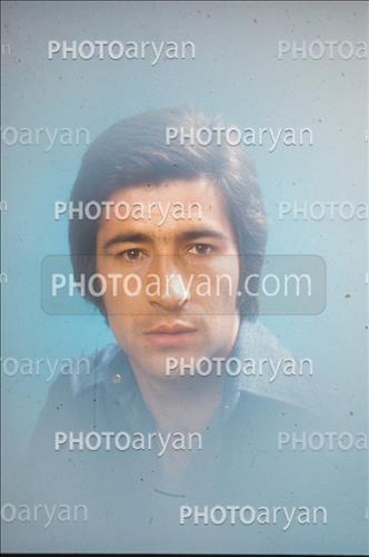 <span style='background: #33747a;box-shadow: 2px 3px 5px black;font-weight: 300;font-size: 10px;border-radius: 2px;margin: 2px;color: #fff;padding: 2px 5px;font - size: 10px;line - height: 22px; '>ناصر حجازی</span> 