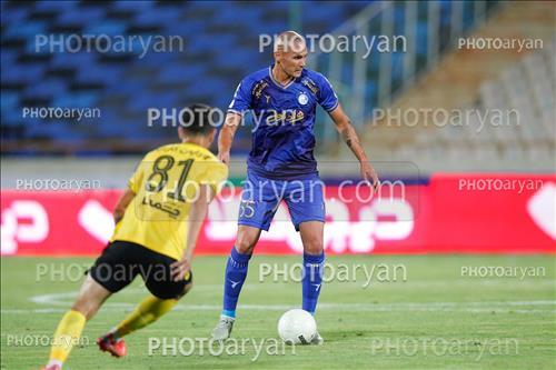 <span style='background: #33747a;box-shadow: 2px 3px 5px black;font-weight: 300;font-size: 10px;border-radius: 2px;margin: 2px;color: #fff;padding: 2px 5px;font - size: 10px;line - height: 22px; '>محمد علی نژاد</span> <span style='background: #33747a;box-shadow: 2px 3px 5px black;font-weight: 300;font-size: 10px;border-radius: 2px;margin: 2px;color: #fff;padding: 2px 5px;font - size: 10px;line - height: 22px; '>Raphael da Silva Arruda (رافائل سیلوا)</span> 