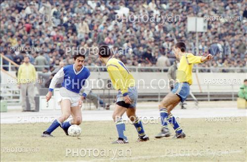 <span style='background: #33747a;box-shadow: 2px 3px 5px black;font-weight: 300;font-size: 10px;border-radius: 2px;margin: 2px;color: #fff;padding: 2px 5px;font - size: 10px;line - height: 22px; '>آتیلا حجازی</span> 