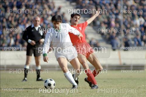 <span style='background: #33747a;box-shadow: 2px 3px 5px black;font-weight: 300;font-size: 10px;border-radius: 2px;margin: 2px;color: #fff;padding: 2px 5px;font - size: 10px;line - height: 22px; '>رسول غنی زاده</span> 