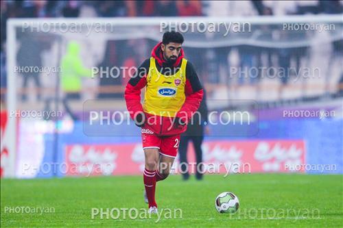 <span style='background: #33747a;box-shadow: 2px 3px 5px black;font-weight: 300;font-size: 10px;border-radius: 2px;margin: 2px;color: #fff;padding: 2px 5px;font - size: 10px;line - height: 22px; '>محمد امین اسدی</span> 