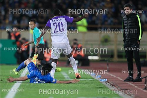 <span style='background: #33747a;font-weight: 300;font-size: 10px;box-shadow: 2px 3px 5px black;border-radius: 2px;margin: 2px;color: #fff;padding: 2px 5px;font - size: 10px;line - height: 22px; '>امید نورافکن</span> 