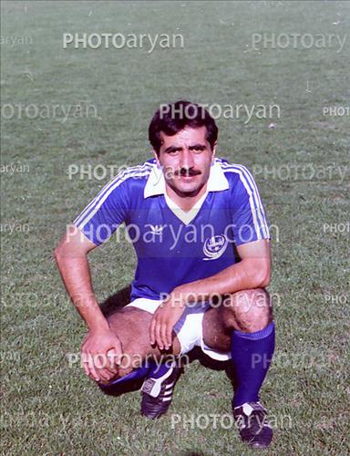 <span style='background: #33747a;box-shadow: 2px 3px 5px black;font-weight: 300;font-size: 10px;border-radius: 2px;margin: 2px;color: #fff;padding: 2px 5px;font - size: 10px;line - height: 22px; '>اصغر حاجیلو</span> 