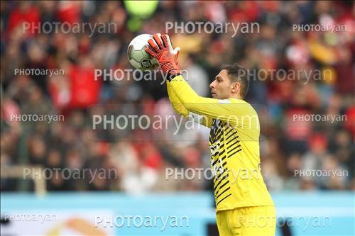 <span style='background: #33747a;box-shadow: 2px 3px 5px black;font-weight: 300;font-size: 10px;border-radius: 2px;margin: 2px;color: #fff;padding: 2px 5px;font - size: 10px;line - height: 22px; '>رحمان احمدی</span> 