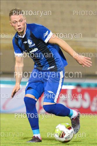 <span style='background: #33747a;box-shadow: 2px 3px 5px black;font-weight: 300;font-size: 10px;border-radius: 2px;margin: 2px;color: #fff;padding: 2px 5px;font - size: 10px;line - height: 22px; '>سابا تاوادزه</span> 