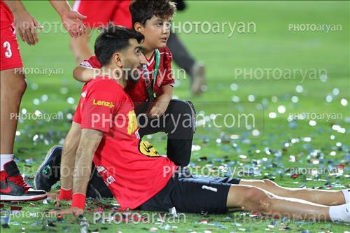 <span style='background: #33747a;box-shadow: 2px 3px 5px black;font-weight: 300;font-size: 10px;border-radius: 2px;margin: 2px;color: #fff;padding: 2px 5px;font - size: 10px;line - height: 22px; '>طاها بیرانوند</span> <span style='background: #33747a;box-shadow: 2px 3px 5px black;font-weight: 300;font-size: 10px;border-radius: 2px;margin: 2px;color: #fff;padding: 2px 5px;font - size: 10px;line - height: 22px; '>علیرضا بیرانوند</span> 