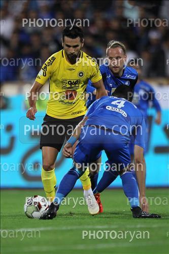 <span style='background: #33747a;box-shadow: 2px 3px 5px black;font-weight: 300;font-size: 10px;border-radius: 2px;margin: 2px;color: #fff;padding: 2px 5px;font - size: 10px;line - height: 22px; '>سجاد شهباززاده</span> 