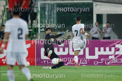 <span style='background: #33747a;font-weight: 300;font-size: 10px;box-shadow: 2px 3px 5px black;border-radius: 2px;margin: 2px;color: #fff;padding: 2px 5px;font - size: 10px;line - height: 22px; '>علیرضا بیرانوند</span> <span style='background: #33747a;font-weight: 300;font-size: 10px;box-shadow: 2px 3px 5px black;border-radius: 2px;margin: 2px;color: #fff;padding: 2px 5px;font - size: 10px;line - height: 22px; '>مجید عیدی</span> 