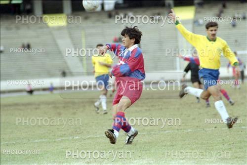 <span style='background: #33747a;box-shadow: 2px 3px 5px black;font-weight: 300;font-size: 10px;border-radius: 2px;margin: 2px;color: #fff;padding: 2px 5px;font - size: 10px;line - height: 22px; '>فریبرز مرادی</span> <span style='background: #33747a;box-shadow: 2px 3px 5px black;font-weight: 300;font-size: 10px;border-radius: 2px;margin: 2px;color: #fff;padding: 2px 5px;font - size: 10px;line - height: 22px; '>خداداد عزیزی  Khodadad Azizi</span> 