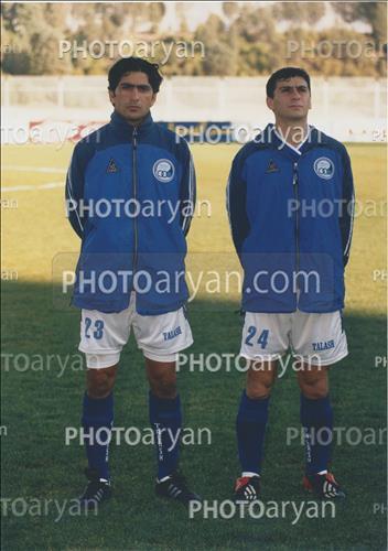 <span style='background: #33747a;box-shadow: 2px 3px 5px black;font-weight: 300;font-size: 10px;border-radius: 2px;margin: 2px;color: #fff;padding: 2px 5px;font - size: 10px;line - height: 22px; '>علی سامره</span> 