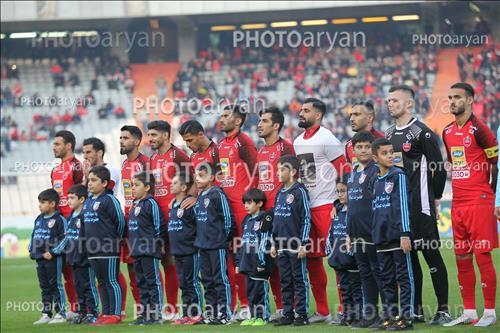 <span style='background: #33747a;box-shadow: 2px 3px 5px black;font-weight: 300;font-size: 10px;border-radius: 2px;margin: 2px;color: #fff;padding: 2px 5px;font - size: 10px;line - height: 22px; '>ایستاده تیم پرسپولیس</span> <span style='background: #33747a;box-shadow: 2px 3px 5px black;font-weight: 300;font-size: 10px;border-radius: 2px;margin: 2px;color: #fff;padding: 2px 5px;font - size: 10px;line - height: 22px; '>محمد انصاری</span> <span style='background: #33747a;box-shadow: 2px 3px 5px black;font-weight: 300;font-size: 10px;border-radius: 2px;margin: 2px;color: #fff;padding: 2px 5px;font - size: 10px;line - height: 22px; '>شجاع خلیل زاده</span> 