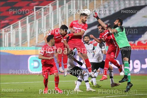 پرسپولیس 2- هوادار 2   (1400/09/18)