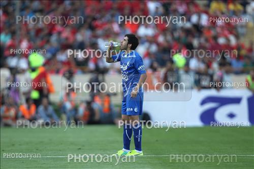 <span style='background: #33747a;box-shadow: 2px 3px 5px black;font-weight: 300;font-size: 10px;border-radius: 2px;margin: 2px;color: #fff;padding: 2px 5px;font - size: 10px;line - height: 22px; '>خسرو حیدری</span> 