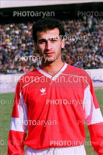 محسن عاشوریَ