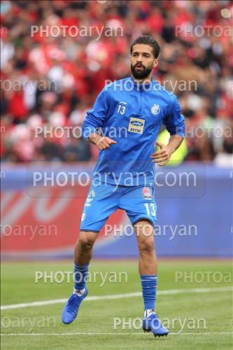 <span style='background: #33747a;box-shadow: 2px 3px 5px black;font-weight: 300;font-size: 10px;border-radius: 2px;margin: 2px;color: #fff;padding: 2px 5px;font - size: 10px;line - height: 22px; '>آرمین سهرابیان</span> 