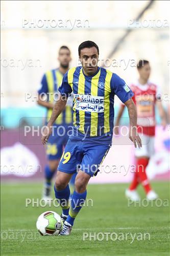 <span style='background: #33747a;box-shadow: 2px 3px 5px black;font-weight: 300;font-size: 10px;border-radius: 2px;margin: 2px;color: #fff;padding: 2px 5px;font - size: 10px;line - height: 22px; '>اسماعیل فرهادی</span> 