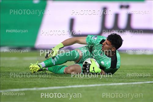 <span style='background: #33747a;box-shadow: 2px 3px 5px black;font-weight: 300;font-size: 10px;border-radius: 2px;margin: 2px;color: #fff;padding: 2px 5px;font - size: 10px;line - height: 22px; '>حسین پورحمیدی</span> 