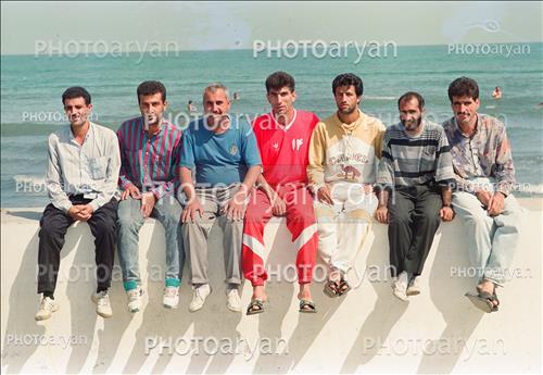 <span style='background: #33747a;box-shadow: 2px 3px 5px black;font-weight: 300;font-size: 10px;border-radius: 2px;margin: 2px;color: #fff;padding: 2px 5px;font - size: 10px;line - height: 22px; '>حمیدروزبهانی</span> <span style='background: #33747a;box-shadow: 2px 3px 5px black;font-weight: 300;font-size: 10px;border-radius: 2px;margin: 2px;color: #fff;padding: 2px 5px;font - size: 10px;line - height: 22px; '>سعید نعیم آبادی</span> <span style='background: #33747a;box-shadow: 2px 3px 5px black;font-weight: 300;font-size: 10px;border-radius: 2px;margin: 2px;color: #fff;padding: 2px 5px;font - size: 10px;line - height: 22px; '>حسن شیر محمدی</span> 