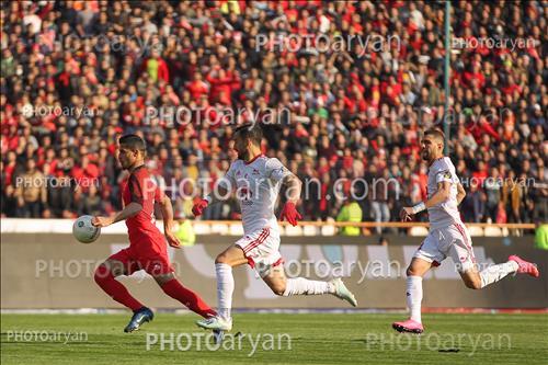 <span style='background: #33747a;box-shadow: 2px 3px 5px black;font-weight: 300;font-size: 10px;border-radius: 2px;margin: 2px;color: #fff;padding: 2px 5px;font - size: 10px;line - height: 22px; '>احسان حاج صفی</span> <span style='background: #33747a;box-shadow: 2px 3px 5px black;font-weight: 300;font-size: 10px;border-radius: 2px;margin: 2px;color: #fff;padding: 2px 5px;font - size: 10px;line - height: 22px; '>علی علیپور</span> <span style='background: #33747a;box-shadow: 2px 3px 5px black;font-weight: 300;font-size: 10px;border-radius: 2px;margin: 2px;color: #fff;padding: 2px 5px;font - size: 10px;line - height: 22px; '>میثم تیموری</span> 