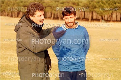 <span style='background: #33747a;box-shadow: 2px 3px 5px black;font-weight: 300;font-size: 10px;border-radius: 2px;margin: 2px;color: #fff;padding: 2px 5px;font - size: 10px;line - height: 22px; '>منصور پورحیدری</span> <span style='background: #33747a;box-shadow: 2px 3px 5px black;font-weight: 300;font-size: 10px;border-radius: 2px;margin: 2px;color: #fff;padding: 2px 5px;font - size: 10px;line - height: 22px; '>امیر قلعه نویی</span> 