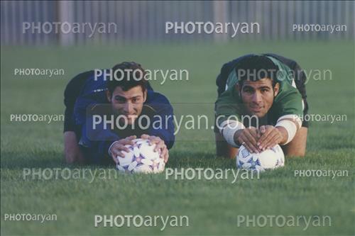 <span style='background: #33747a;font-weight: 300;font-size: 10px;box-shadow: 2px 3px 5px black;border-radius: 2px;margin: 2px;color: #fff;padding: 2px 5px;font - size: 10px;line - height: 22px; '>هادی طباطبایی</span> <span style='background: #33747a;font-weight: 300;font-size: 10px;box-shadow: 2px 3px 5px black;border-radius: 2px;margin: 2px;color: #fff;padding: 2px 5px;font - size: 10px;line - height: 22px; '>ابراهیم میرزاپور</span> 