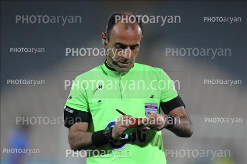 <span style='background: #33747a;box-shadow: 2px 3px 5px black;font-weight: 300;font-size: 10px;border-radius: 2px;margin: 2px;color: #fff;padding: 2px 5px;font - size: 10px;line - height: 22px; '>سید حسین زرگر</span> 