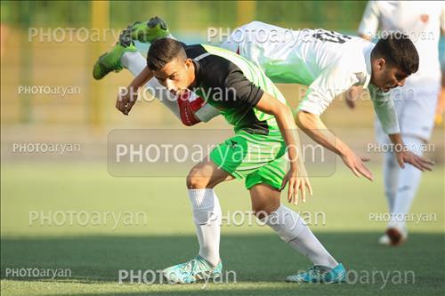 <span style='background: #33747a;font-weight: 300;font-size: 10px;box-shadow: 2px 3px 5px black;border-radius: 2px;margin: 2px;color: #fff;padding: 2px 5px;font - size: 10px;line - height: 22px; '>علی خدایی</span> 