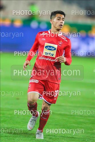 <span style='background: #33747a;box-shadow: 2px 3px 5px black;font-weight: 300;font-size: 10px;border-radius: 2px;margin: 2px;color: #fff;padding: 2px 5px;font - size: 10px;line - height: 22px; '>حمید طاهرخانی</span> 