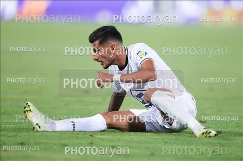 <span style='background: #33747a;box-shadow: 2px 3px 5px black;font-weight: 300;font-size: 10px;border-radius: 2px;margin: 2px;color: #fff;padding: 2px 5px;font - size: 10px;line - height: 22px; '>مهدی تیکدری نژاد</span> 