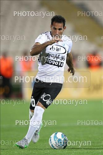 <span style='background: #33747a;box-shadow: 2px 3px 5px black;font-weight: 300;font-size: 10px;border-radius: 2px;margin: 2px;color: #fff;padding: 2px 5px;font - size: 10px;line - height: 22px; '>احمد حسن زاده</span> 