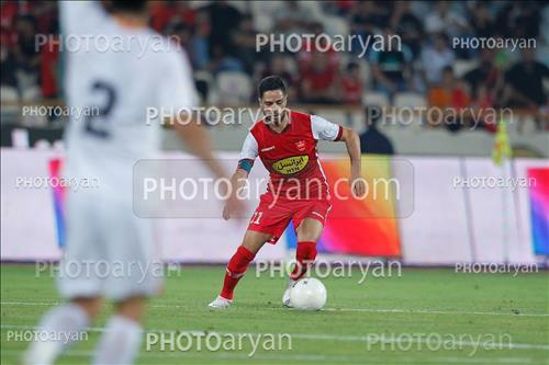 <span style='background: #33747a;font-weight: 300;font-size: 10px;box-shadow: 2px 3px 5px black;border-radius: 2px;margin: 2px;color: #fff;padding: 2px 5px;font - size: 10px;line - height: 22px; '>کمال کامیابی نیا</span> 