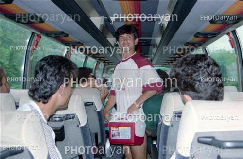 <span style='background: #33747a;font-weight: 300;font-size: 10px;box-shadow: 2px 3px 5px black;border-radius: 2px;margin: 2px;color: #fff;padding: 2px 5px;font - size: 10px;line - height: 22px; '>حمید استیلی</span> 