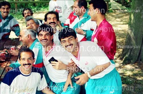 <span style='background: #33747a;box-shadow: 2px 3px 5px black;font-weight: 300;font-size: 10px;border-radius: 2px;margin: 2px;color: #fff;padding: 2px 5px;font - size: 10px;line - height: 22px; '>امیر حاج‌رضایی</span> <span style='background: #33747a;box-shadow: 2px 3px 5px black;font-weight: 300;font-size: 10px;border-radius: 2px;margin: 2px;color: #fff;padding: 2px 5px;font - size: 10px;line - height: 22px; '>افشین پیروانی</span> <span style='background: #33747a;box-shadow: 2px 3px 5px black;font-weight: 300;font-size: 10px;border-radius: 2px;margin: 2px;color: #fff;padding: 2px 5px;font - size: 10px;line - height: 22px; '>محمد خاکپور</span> 