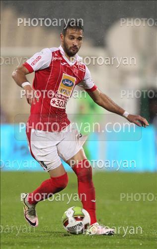 <span style='background: #33747a;font-weight: 300;font-size: 10px;box-shadow: 2px 3px 5px black;border-radius: 2px;margin: 2px;color: #fff;padding: 2px 5px;font - size: 10px;line - height: 22px; '>احمد نورالهی</span> 