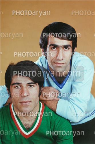 <span style='background: #33747a;box-shadow: 2px 3px 5px black;font-weight: 300;font-size: 10px;border-radius: 2px;margin: 2px;color: #fff;padding: 2px 5px;font - size: 10px;line - height: 22px; '>غلام وفاخواه</span> <span style='background: #33747a;box-shadow: 2px 3px 5px black;font-weight: 300;font-size: 10px;border-radius: 2px;margin: 2px;color: #fff;padding: 2px 5px;font - size: 10px;line - height: 22px; '>علی جباری</span> 