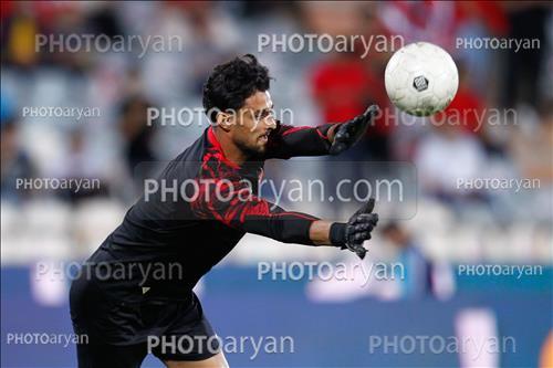 <span style='background: #33747a;box-shadow: 2px 3px 5px black;font-weight: 300;font-size: 10px;border-radius: 2px;margin: 2px;color: #fff;padding: 2px 5px;font - size: 10px;line - height: 22px; '>احمد گوهری</span> 