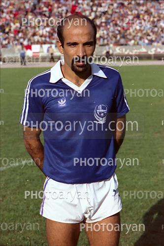 <span style='background: #33747a;font-weight: 300;font-size: 10px;box-shadow: 2px 3px 5px black;border-radius: 2px;margin: 2px;color: #fff;padding: 2px 5px;font - size: 10px;line - height: 22px; '>عبدالعلی چنگیز</span> 