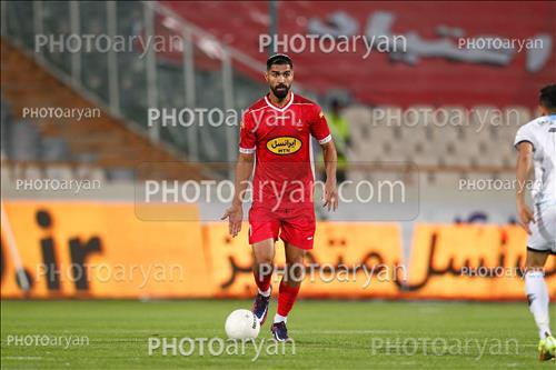 <span style='background: #33747a;box-shadow: 2px 3px 5px black;font-weight: 300;font-size: 10px;border-radius: 2px;margin: 2px;color: #fff;padding: 2px 5px;font - size: 10px;line - height: 22px; '>رضا اسدی</span> 