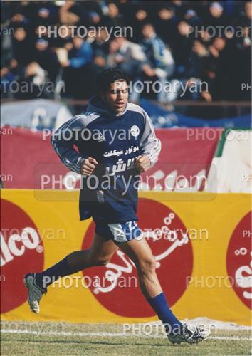 <span style='background: #33747a;box-shadow: 2px 3px 5px black;font-weight: 300;font-size: 10px;border-radius: 2px;margin: 2px;color: #fff;padding: 2px 5px;font - size: 10px;line - height: 22px; '>علیرضا نیکبخت واحدی</span> 