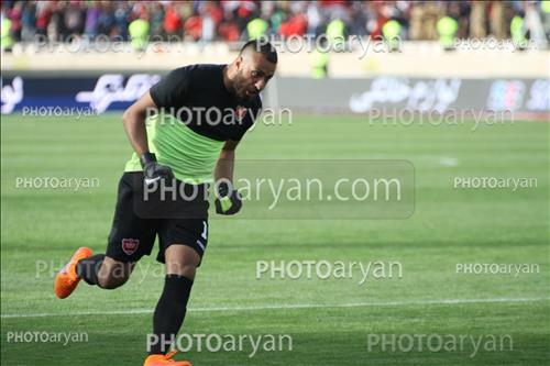 <span style='background: #33747a;font-weight: 300;font-size: 10px;box-shadow: 2px 3px 5px black;border-radius: 2px;margin: 2px;color: #fff;padding: 2px 5px;font - size: 10px;line - height: 22px; '>سوشا مکانی</span> 