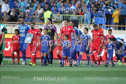 استقلال 2 - تراکتورسازی 3 (95/02/19) - فرزاد حاتمی,محمدرضا اخباری,حنیف عمران زاده,محمد ایران پوریان,مهدی کیانی,