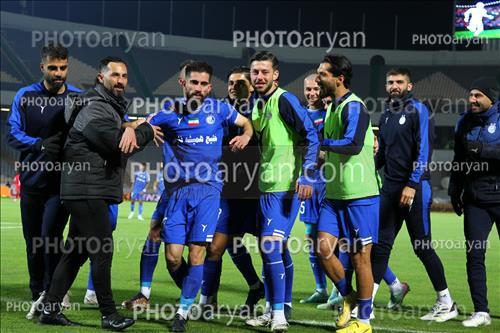 استقلال 1-نساجی مازندران 0    (1403/12/04)