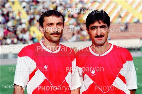 <span style='background: #33747a;font-weight: 300;font-size: 10px;box-shadow: 2px 3px 5px black;border-radius: 2px;margin: 2px;color: #fff;padding: 2px 5px;font - size: 10px;line - height: 22px; '>حمید درخشان</span> <span style='background: #33747a;font-weight: 300;font-size: 10px;box-shadow: 2px 3px 5px black;border-radius: 2px;margin: 2px;color: #fff;padding: 2px 5px;font - size: 10px;line - height: 22px; '>ناصر محمدخانی</span> 