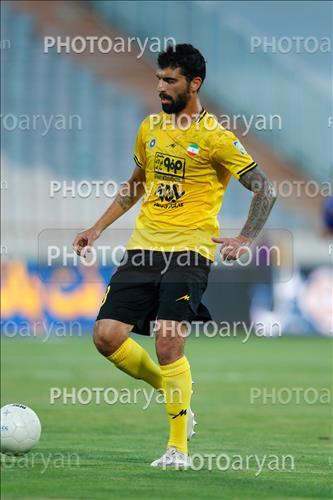 <span style='background: #33747a;font-weight: 300;font-size: 10px;box-shadow: 2px 3px 5px black;border-radius: 2px;margin: 2px;color: #fff;padding: 2px 5px;font - size: 10px;line - height: 22px; '>محمد دانشگر</span> 