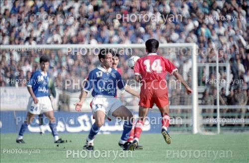 <span style='background: #33747a;font-weight: 300;font-size: 10px;box-shadow: 2px 3px 5px black;border-radius: 2px;margin: 2px;color: #fff;padding: 2px 5px;font - size: 10px;line - height: 22px; '>علیرضا منصوریان</span> <span style='background: #33747a;font-weight: 300;font-size: 10px;box-shadow: 2px 3px 5px black;border-radius: 2px;margin: 2px;color: #fff;padding: 2px 5px;font - size: 10px;line - height: 22px; '>دربی</span> 