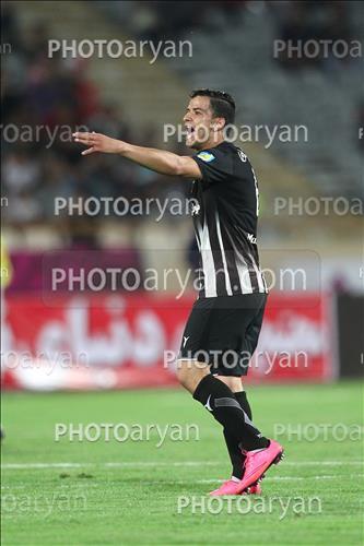 <span style='background: #33747a;box-shadow: 2px 3px 5px black;font-weight: 300;font-size: 10px;border-radius: 2px;margin: 2px;color: #fff;padding: 2px 5px;font - size: 10px;line - height: 22px; '>محمدرضا خرسندنیا</span> 